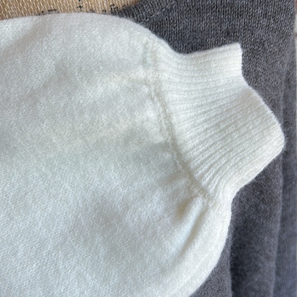 C+D+M patchwork color block knitted sweater gray cream tie in back keyhole - Picture 5 of 15